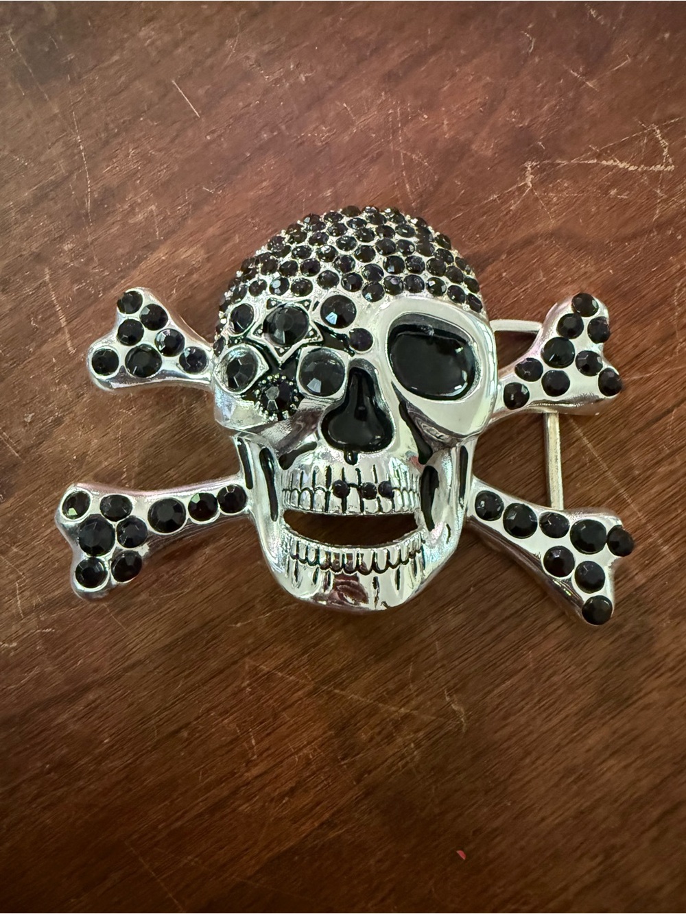 VTG Skull Crossbones Belt Buckle Rhinestones Maximalist Glam Punk Bling Y2K